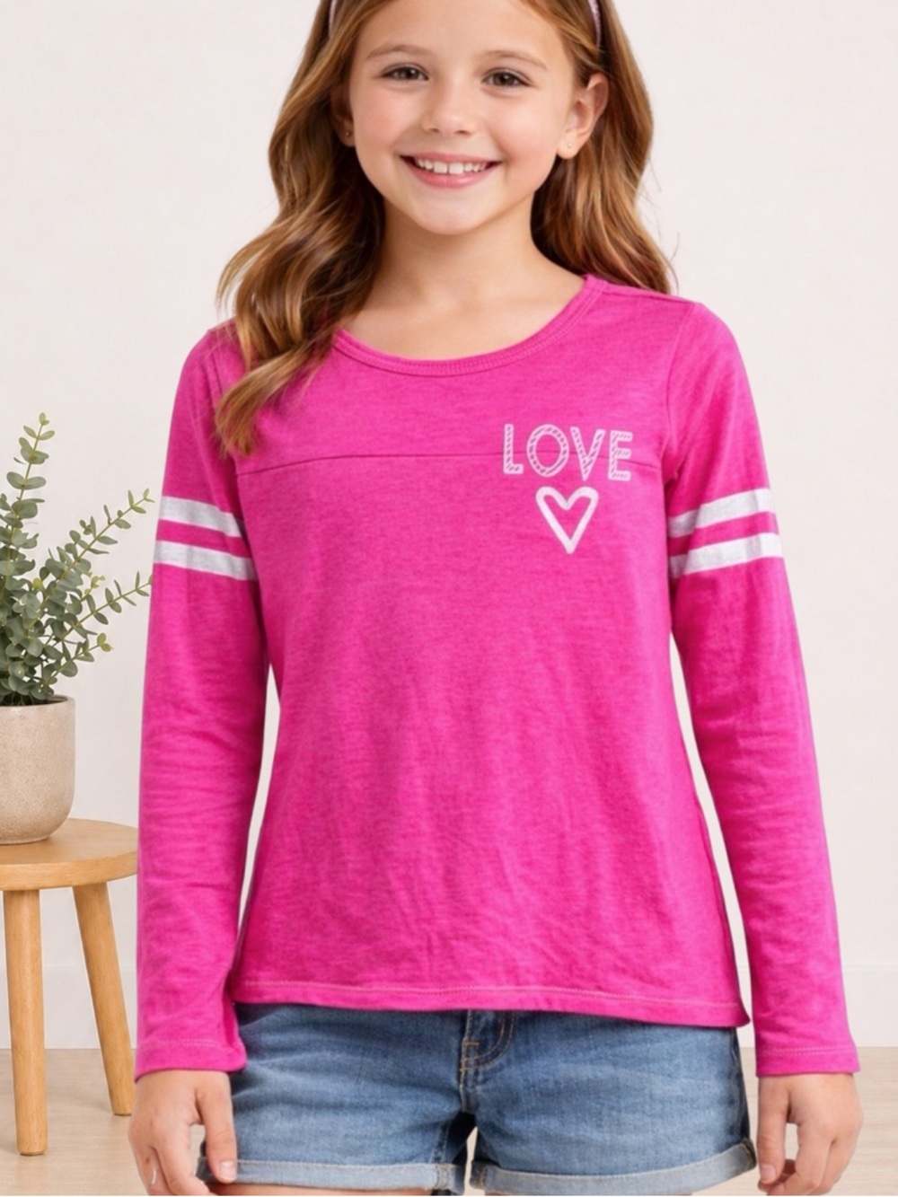 Love @ First Site Girls Pink Graphic Tee Size M (7/8) Heart “LOVE” Shirt